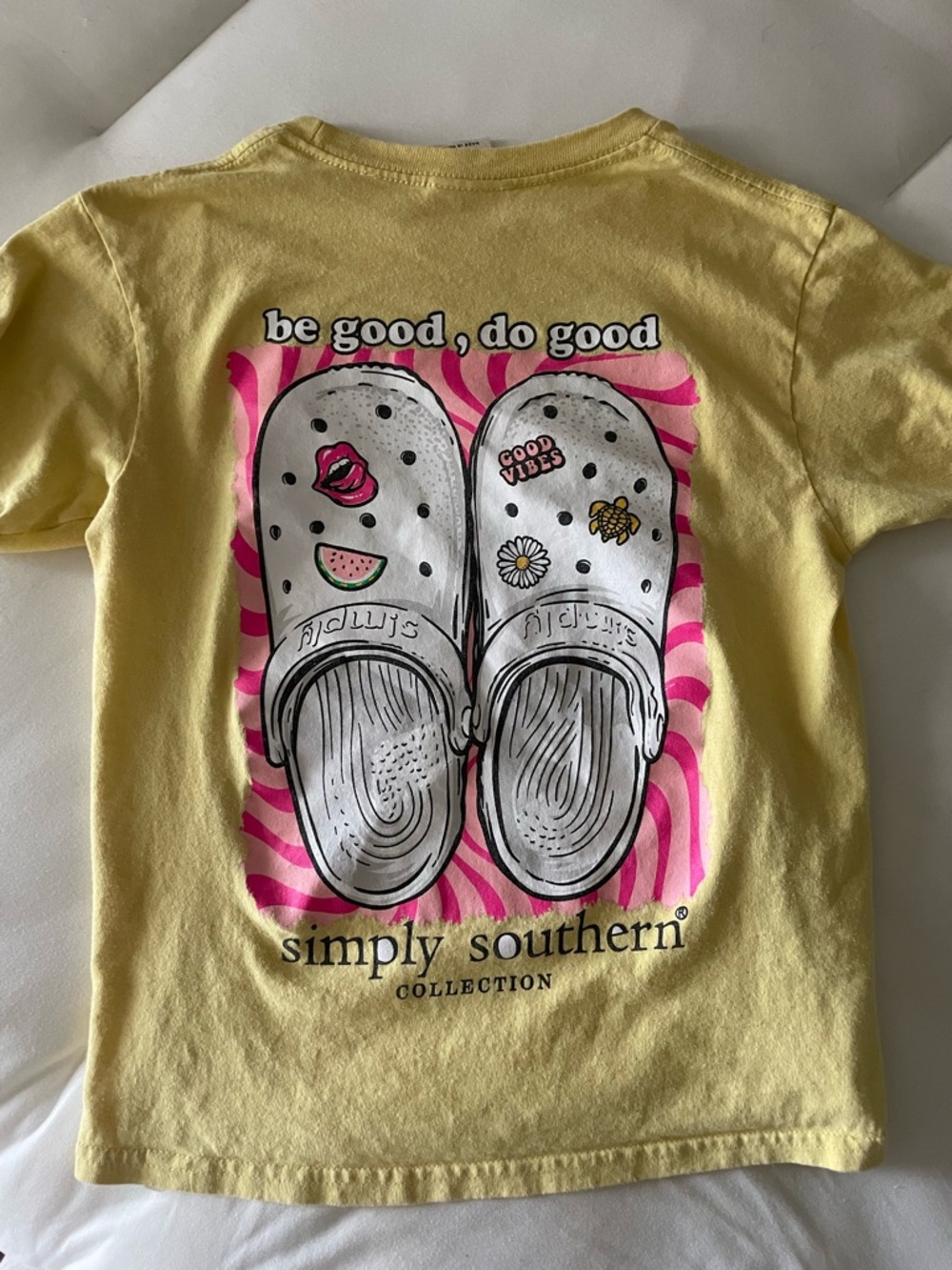 Simply Southern Yellow Tee with Croc Graphic - Youth Small